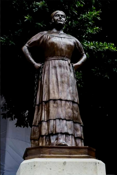 Estatua representativa de Leona Vicario